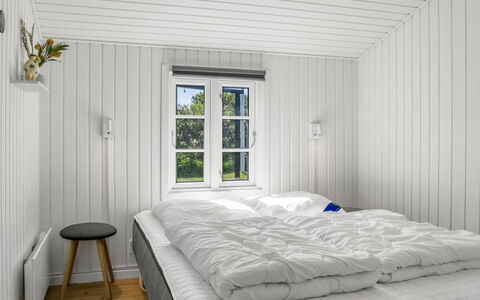 Wiebke - 200M from the Sea: Chalet, Domicile, Maison, Toit, Porche, Biens, Siding, Batiments Jardin, Ferme, Cour