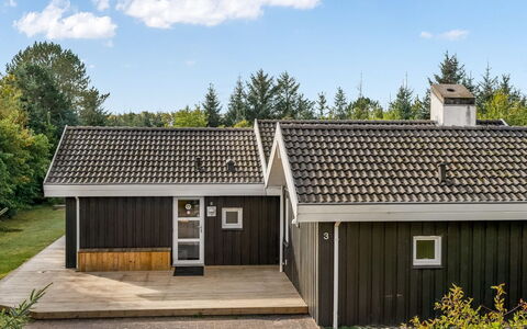 Mechthild - 2.7Km from the Sea: Plafond, Sol, Design Intérieur, Sol, Composite, Meubles, Recours, Hôtel, Conception, Daylighting