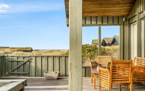 Fransine - 480M from the Sea: Toit, Lot Terre, Chalet, Domicile, Zone Rurale, Cabanon, Siding, Batiments Jardin, Cabane En Rondins, Cabane