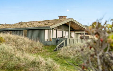 Fransine - 480M from the Sea: Toit, Lot Terre, Chalet, Domicile, Zone Rurale, Cabanon, Siding, Batiments Jardin, Cabane En Rondins, Cabane