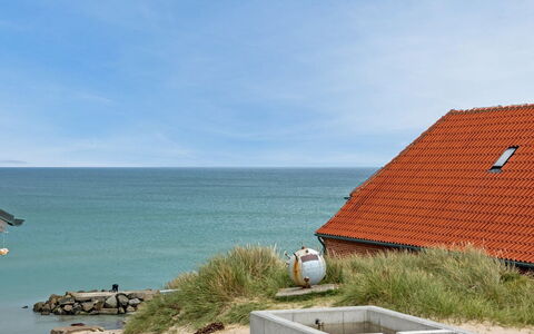 Atena - 50M from the Sea: Toit, Lot Terre, Chalet, Domicile, Zone Rurale, Cabanon, Siding, Batiments Jardin, Cabane En Rondins, Cabane