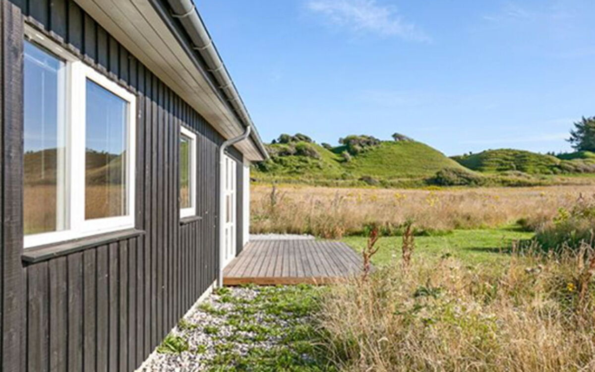gitta - 400m From The Sea
