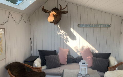 Huanca - 900M from the Sea: Bois, Meubles, Coussin, Oreiller, Dur, Throw Pillow, Tache De Bois, Salon, Planche