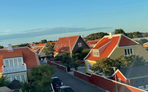 Jarkko - 200M from the Sea: Plafond, Sol, Design Intérieur, Sol, Composite, Meubles, Recours, Hôtel, Conception, Daylighting