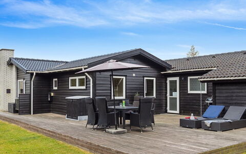 Kalevi - 900M from the Sea