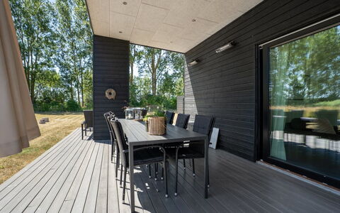 Vanna - 1.2Km from the Sea: Bois, Domicile, Siding, Planche, Plate-Forme, Parquet, Dur, Porche, Tache De Bois, Ombre