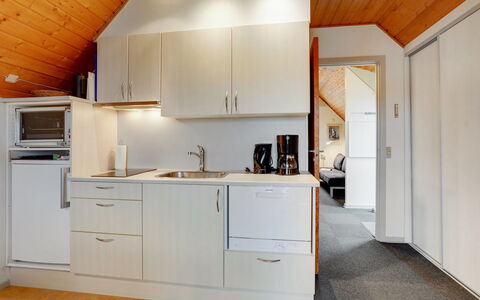 Roya - 1.9Km from the Sea: Meubles, Design Intérieur, Chaise, Sol, Table, Recours, Sol, Plafond, Pièce, Eco Hôtel