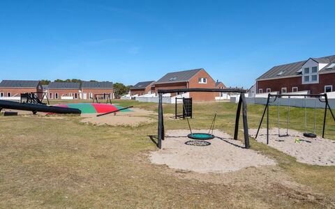 Gerharde - 2.3Km from the Sea: Ciel, Espace Public, Plaine, Lot Terre, Établissements Humains, Des Loisirs, Pôle, Pelouse, Cour, Parc