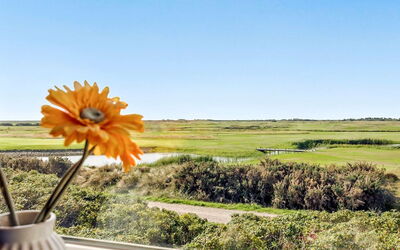 Gerharde - 2.3Km from the Sea