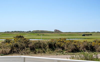 Gerharde - 2.3Km from the Sea