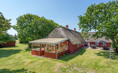 Edelgard - 4.5Km from the Sea