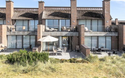 Helgo - 250M from the Sea
