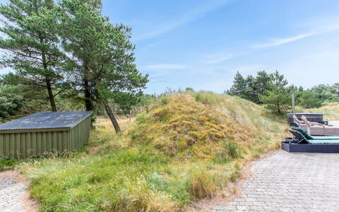 Sjamme - 1.2Km from the Sea: Maison, Toit, Domicile, Chalet, Cabanon, Batiments Jardin, Siding, Cour, Cabane En Rondins, Cabane