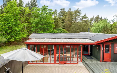 Eliane - 4Km from the Sea: Bois, Toit, Domicile, Chalet, Maison, Porte, Siding, Batiments Jardin, Cabanon, Porche