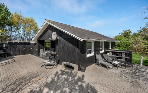 Ursel - 800M from the Sea: Maison, Toit, Domicile, Chalet, Cabanon, Batiments Jardin, Siding, Cour, Cabane En Rondins, Cabane