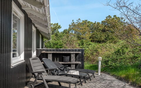 Ursel - 800M from the Sea: Maison, Toit, Domicile, Chalet, Cabanon, Batiments Jardin, Siding, Cour, Cabane En Rondins, Cabane