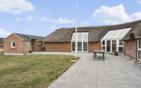 Alexia - 300M from the Sea: Chalet, Cabanon, Cabane, Ferme, Prairie, Cabane, Grange, Cabane En Rondins, Batiments Jardin
