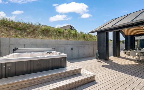 Maximiliane - from the Sea: Toit, Lot Terre, Chalet, Domicile, Zone Rurale, Cabanon, Siding, Batiments Jardin, Cabane En Rondins, Cabane