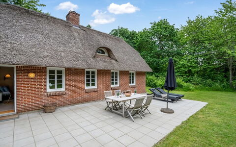 Alkil - 1.7Km from the Sea: Toit, Lot Terre, Chalet, Domicile, Zone Rurale, Cabanon, Siding, Batiments Jardin, Cabane En Rondins, Cabane