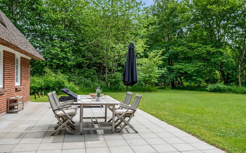 Alkil - 1.7Km from the Sea: Toit, Lot Terre, Chalet, Domicile, Zone Rurale, Cabanon, Siding, Batiments Jardin, Cabane En Rondins, Cabane