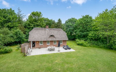 Alkil - 1.7Km from the Sea