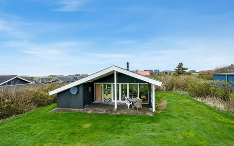 Tanea - 700M to the Fjord: Bois, Toit, Architecture, Domicile, Maison, Chalet, Siding, Dur, Pente, Biens