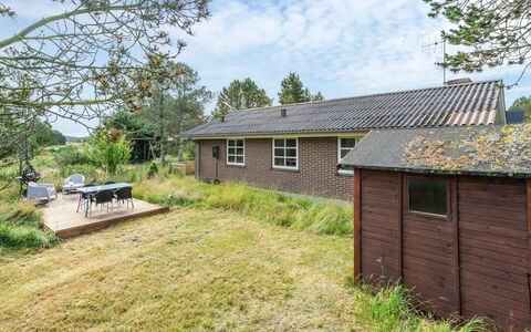 Aurelie - 800M from the Sea: Chalet, Cabanon, Cabane, Ferme, Prairie, Cabane, Grange, Cabane En Rondins, Batiments Jardin