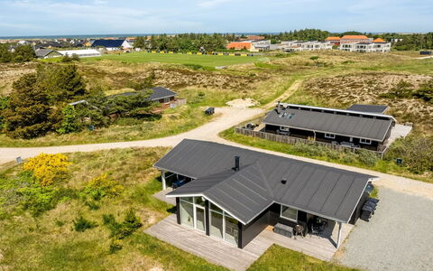 Raakel - 950M from the Sea: Chalet, Cabanon, Cabane, Ferme, Prairie, Cabane, Grange, Cabane En Rondins, Batiments Jardin