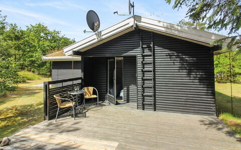 Heike - 1.3Km from the Sea: Architecture, Toit, Domicile, Composite, Daylighting, Siding, Allée