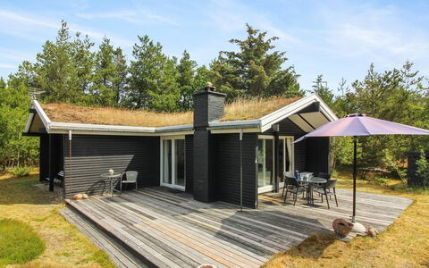 Heike - 1.3Km from the Sea: Architecture, Toit, Domicile, Composite, Daylighting, Siding, Allée