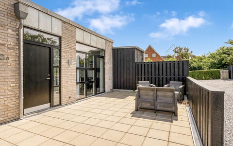 Ilsabe - 2Km from the Sea: Piscine, Mobilier De Jardin, Meubles, Recours, Dalle, Eco Hôtel, Ombre, Chaise, Loisir, Biens