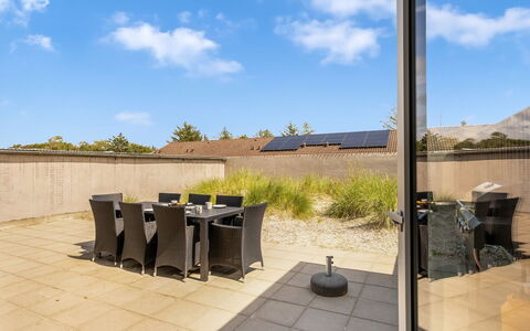 Ilsabe - 2Km from the Sea: Piscine, Mobilier De Jardin, Meubles, Recours, Dalle, Eco Hôtel, Ombre, Chaise, Loisir, Biens