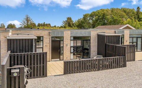 Ilsabe - 2Km from the Sea: Piscine, Mobilier De Jardin, Meubles, Recours, Dalle, Eco Hôtel, Ombre, Chaise, Loisir, Biens