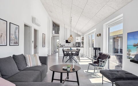 Fredrika - 1.5Km from the Sea: Bois, Plafond, Sol, Domicile, Design Intérieur, Sol, Appartement, Salon