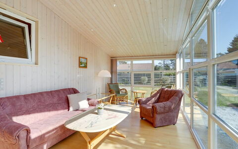 Sanna - 330M from the Sea: Herbe, Maison, Toit, Domicile, Chalet, Arbuste, Lot Terre, Zone Rurale, Ferme, Couverture De Sol