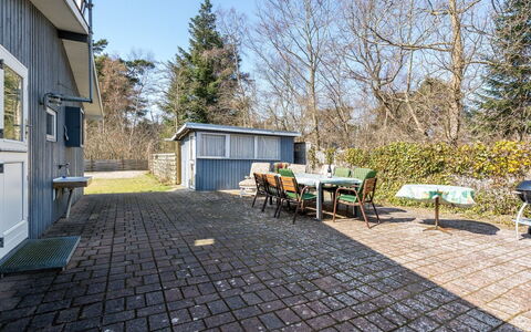 Sanna - 330M from the Sea: Herbe, Maison, Toit, Domicile, Chalet, Arbuste, Lot Terre, Zone Rurale, Ferme, Couverture De Sol