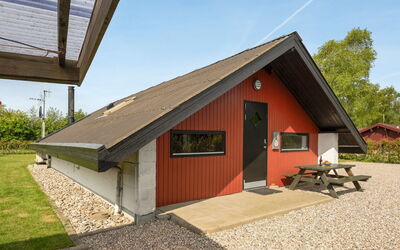 Tican - 400M from the Sea