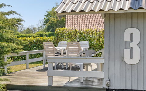 Jarmericus - 300M from the Sea: Toit, Siding, Ombre, Chalet, Structure En Plein Air, Jardin, Cour, Aménagement Paysager, Conception, Mobilier De Jardin