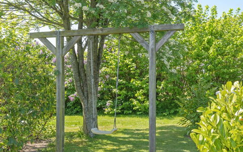 Jarmericus - 300M from the Sea: Herbe, Maison, Toit, Chalet, Domicile, Arbuste, Ferme, Lot Terre, Zone Rurale