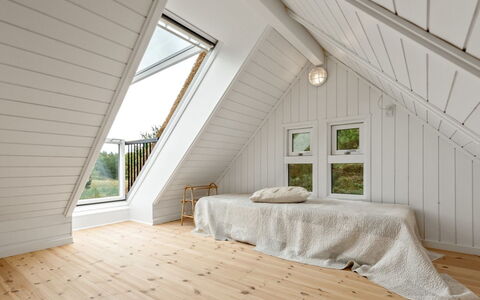 Merta: Arbuste, Design Urbain, Couverture De Sol, Brique, Appartement, Biens, Brickwork, Balcon, Aménagement Paysager