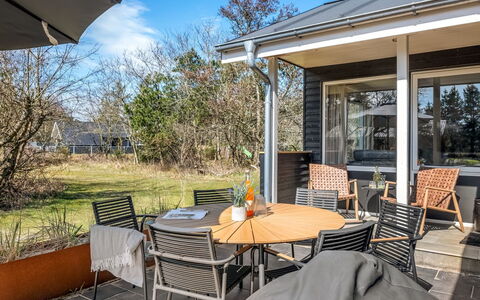 Yall - 1Km from the Sea: Bois, Toit, Architecture, Domicile, Maison, Chalet, Siding, Dur, Pente, Biens