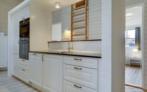 Ege - 200M from the Sea: Sol, Design Intérieur, Bois, Comptoir, Cabinetry, Sol, Cuisine, Meubles, Parquet, Domicile