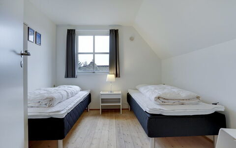 Ege - 200M from the Sea: Chambre, Sol, Lit, Literie, Drap De Lit, Cadre De Lit, Linge, Daylighting, Matelas