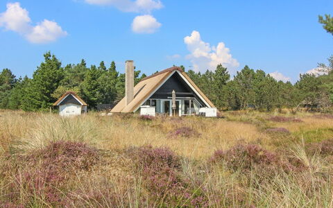 Gerdis - 1.6Km from the Sea: Architecture, Toit, Domicile, Composite, Daylighting, Siding, Allée