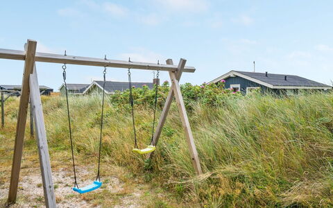 Apolonia - from the Sea: Maison, Toit, Domicile, Chalet, Cabanon, Batiments Jardin, Siding, Cour, Cabane En Rondins, Cabane