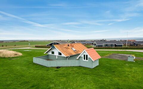Lonne - 750M to the Fjord: Maison, Toit, Domicile, Chalet, Cabanon, Batiments Jardin, Siding, Cour, Cabane En Rondins, Cabane