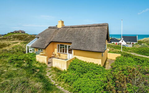 Quirina - 75M from the Sea: Chalet, Cabanon, Cabane, Ferme, Prairie, Cabane, Grange, Cabane En Rondins, Batiments Jardin