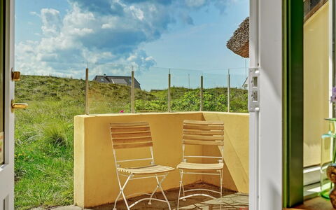 Quirina - 75M from the Sea: Chalet, Cabanon, Cabane, Ferme, Prairie, Cabane, Grange, Cabane En Rondins, Batiments Jardin