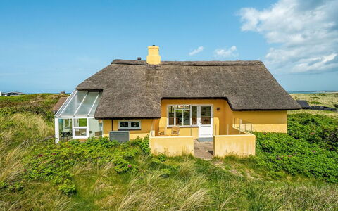 Quirina - 75M from the Sea: Chalet, Cabanon, Cabane, Ferme, Prairie, Cabane, Grange, Cabane En Rondins, Batiments Jardin
