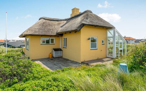 Quirina - 75M from the Sea: Chalet, Cabanon, Cabane, Ferme, Prairie, Cabane, Grange, Cabane En Rondins, Batiments Jardin